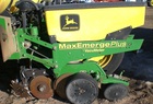 2000 John Deere 1770