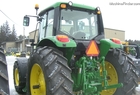 2012 John Deere 7230