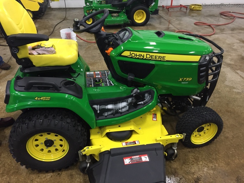 2013 John Deere X739 Lawn & Garden and Commercial Mowing John Deere