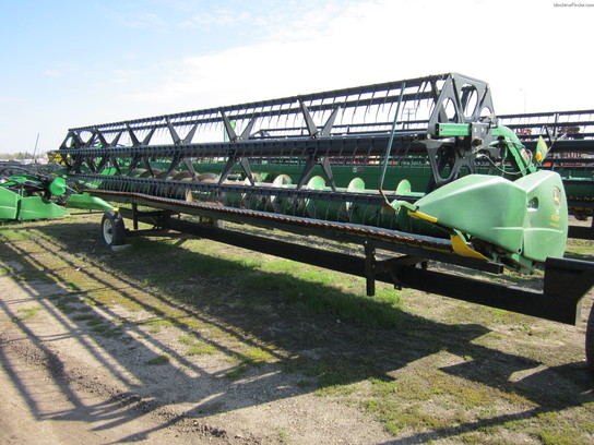 2005 John Deere 630F