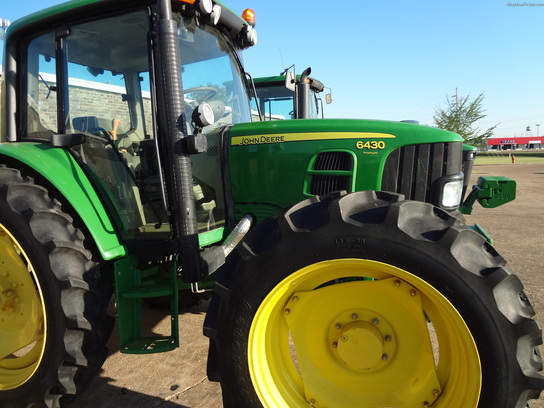2010 John Deere 6430