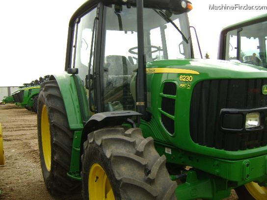 2012 John Deere 6230