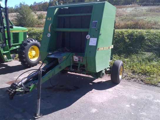 1995 John Deere 335