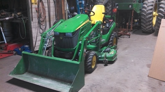 2011 John Deere 1026R