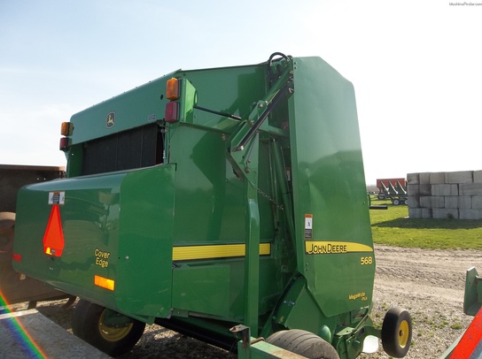 2009 John Deere 568