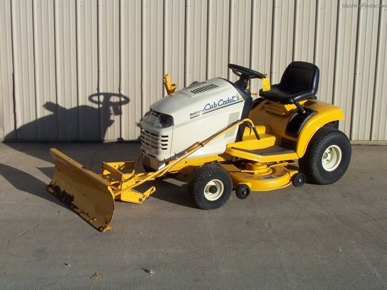 2003 Cub Cadet 2166