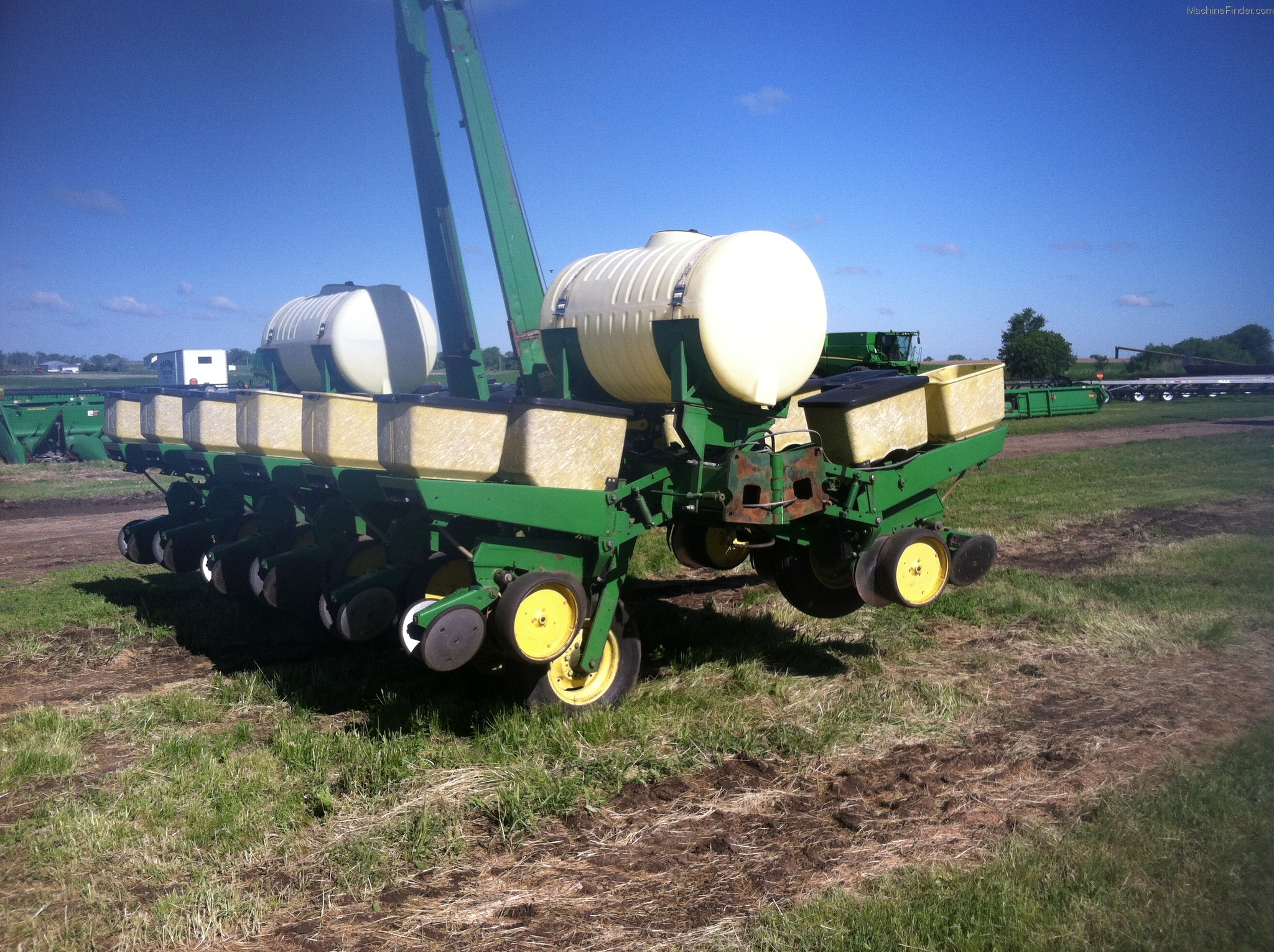 John Deere 7000 Planting & Seeding Planters John Deere MachineFinder