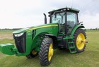 2011 John Deere 8260R