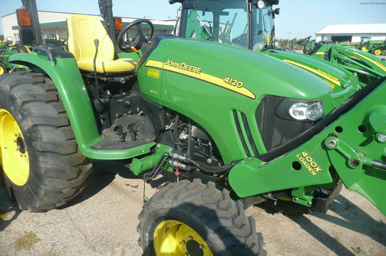 2008 John Deere 4120