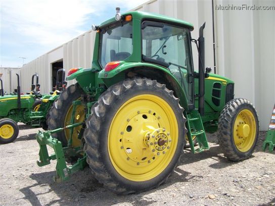 2009 John Deere 7330