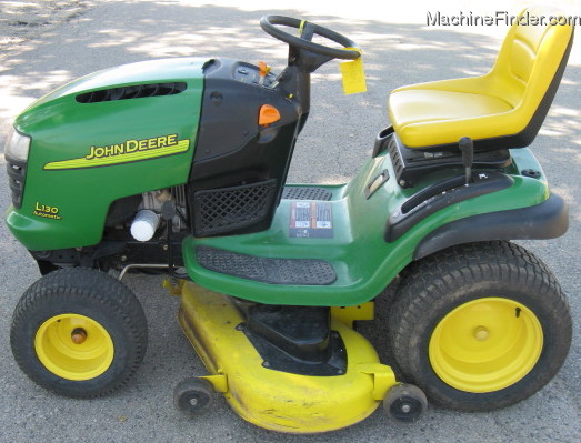 2004 John Deere L130