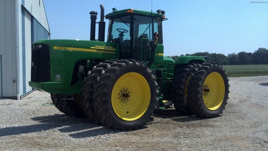 2002 John Deere 9220