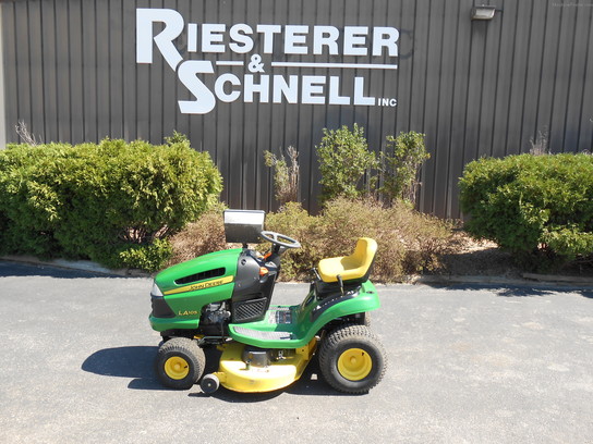 2010 John Deere LA105