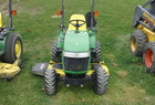 2007 John Deere 2305