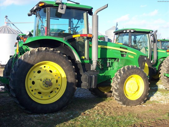 2010 John Deere 7630