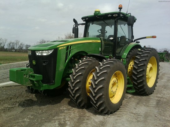 2011 John Deere 8310R