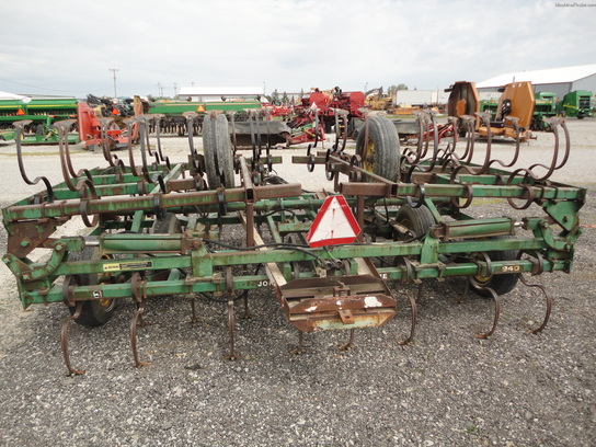  John Deere 940