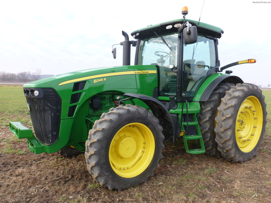 2010 John Deere 8245R