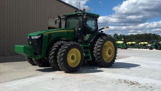 2012 John Deere 8335R