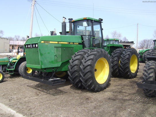 1989 John Deere 8960