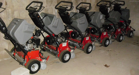 2011 Jacobsen 118 WALK BEHIND