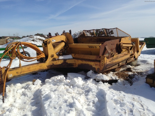 2000 John Deere 1510C