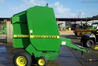 2000 John Deere 446