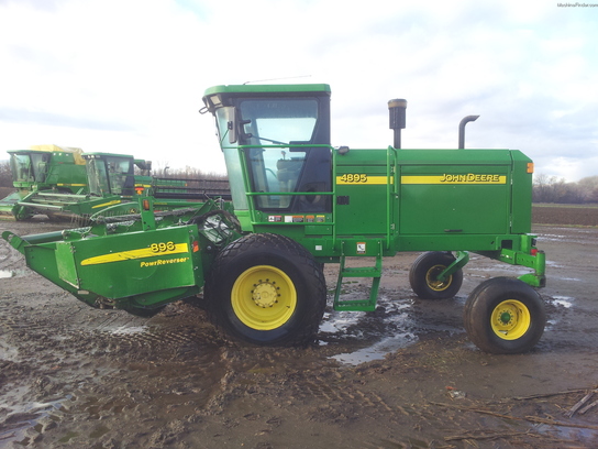 2004 John Deere 4895