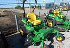  John Deere Z910A