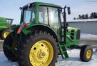 2010 John Deere 7230