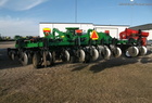 2011 John Deere 2700