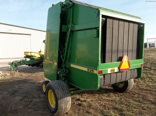 1991 John Deere 535