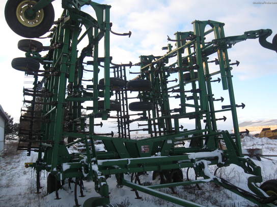 2003 John Deere 2200