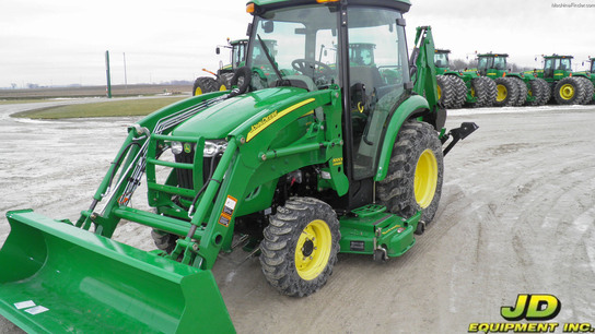 2010 John Deere 3320