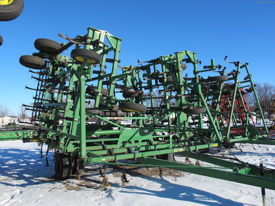 2001 John Deere 985