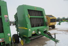 2004 John Deere 567