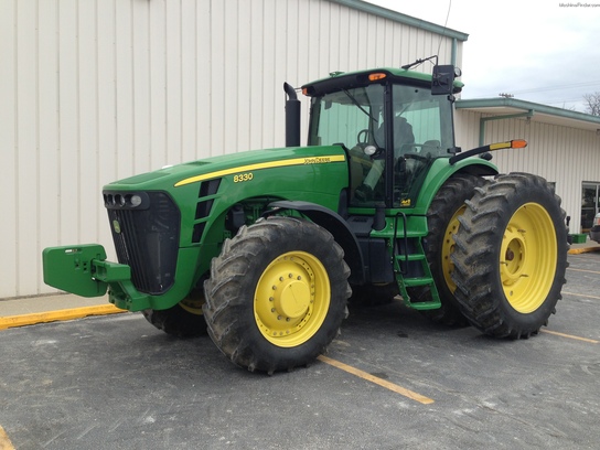 2006 John Deere 8330