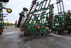2011 John Deere 637