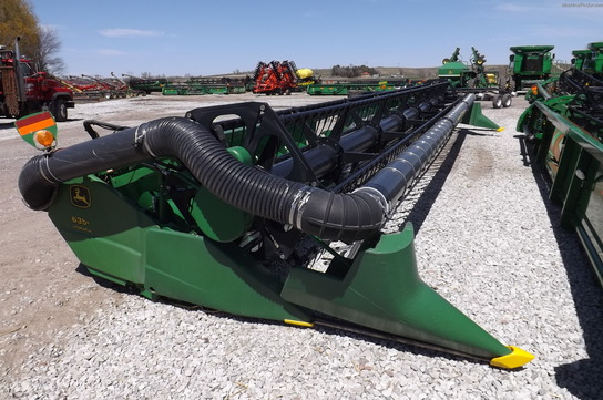 2008 John Deere 635F