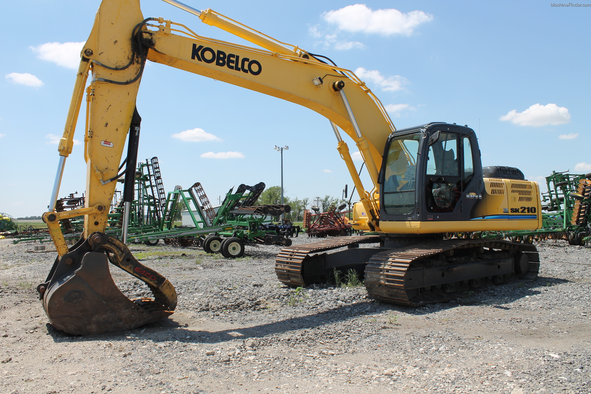 2007 Kobelco SK210LC Excavator John Deere MachineFinder