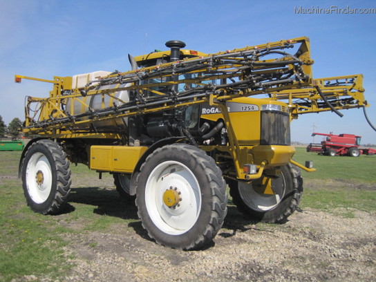 2000 RoGator 1254