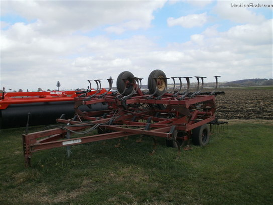  Hiniker 1224