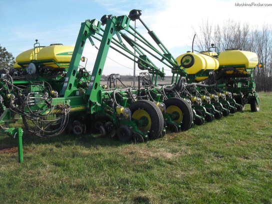 2011 John Deere 1770