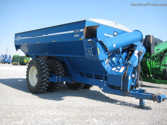 2008 Kinze 1050