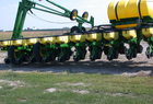 2010 John Deere 1770NT