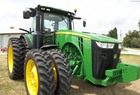 2006 John Deere 8330