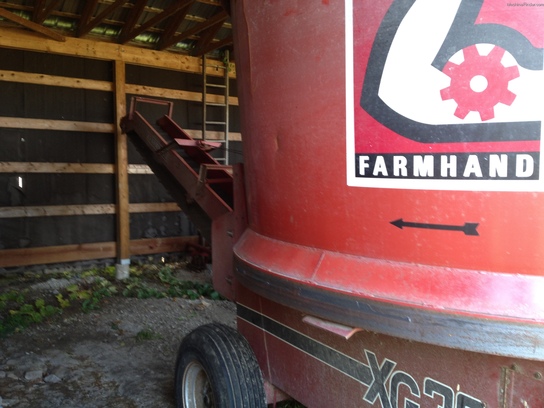 1985 Farmhand XG30