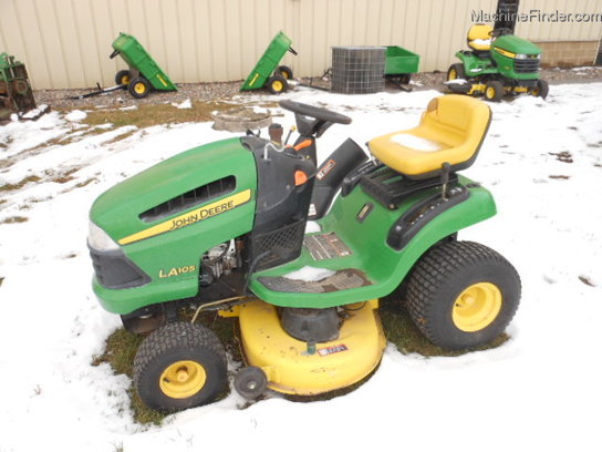 2010 John Deere LA105