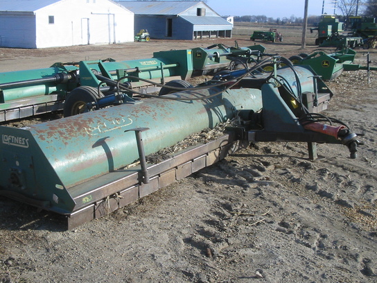 1900 Loftness 240