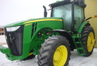 2011 John Deere 8235R